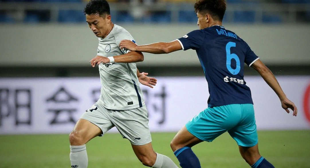 Kompany cảnh báo Leipzig trước đêm Allianz: 50 cú sút và một hàng thủ còn chưa yên