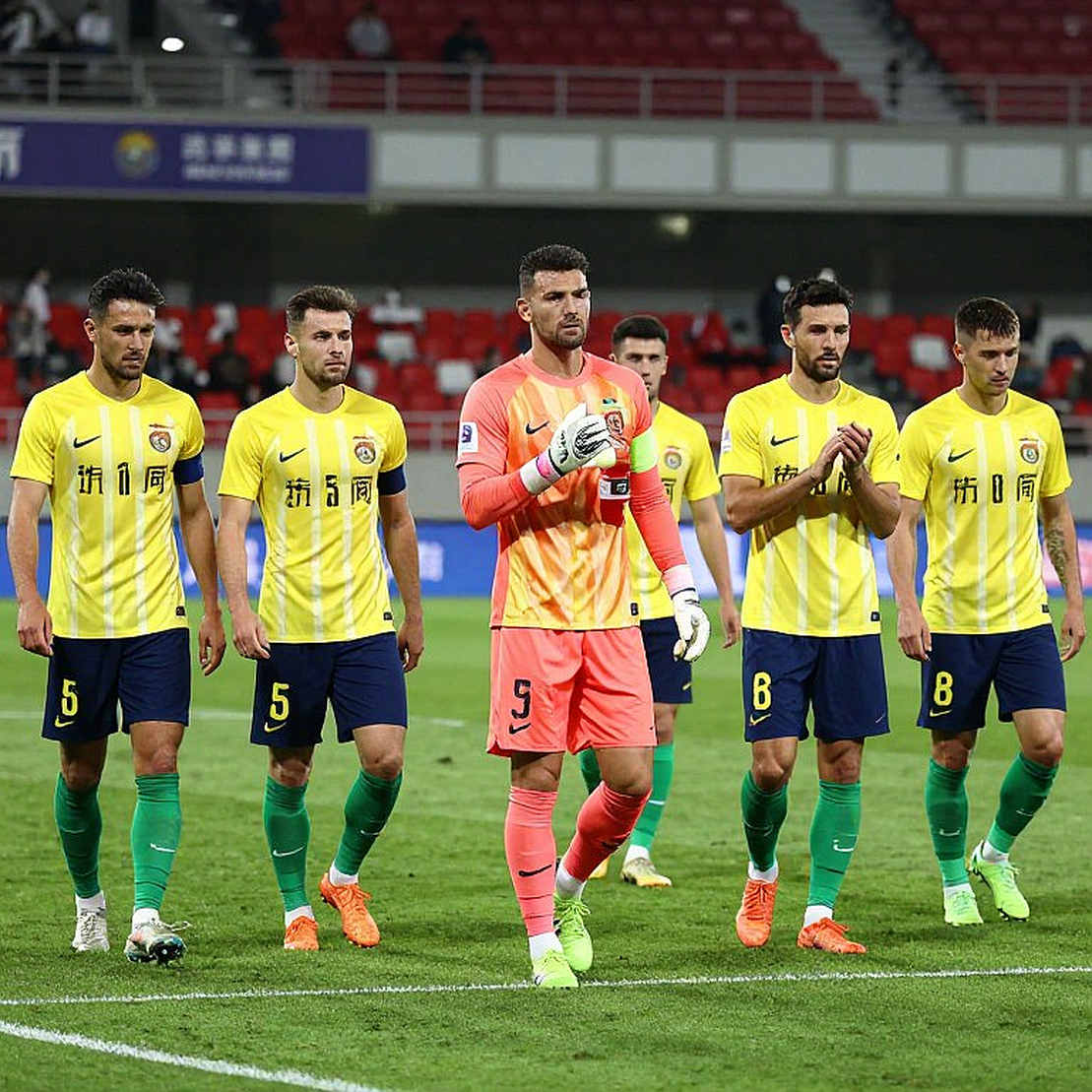 Fenerbahçe, Can Bartu và buổi tập thiếu người: Khi khoảng trống tự kể chuyện