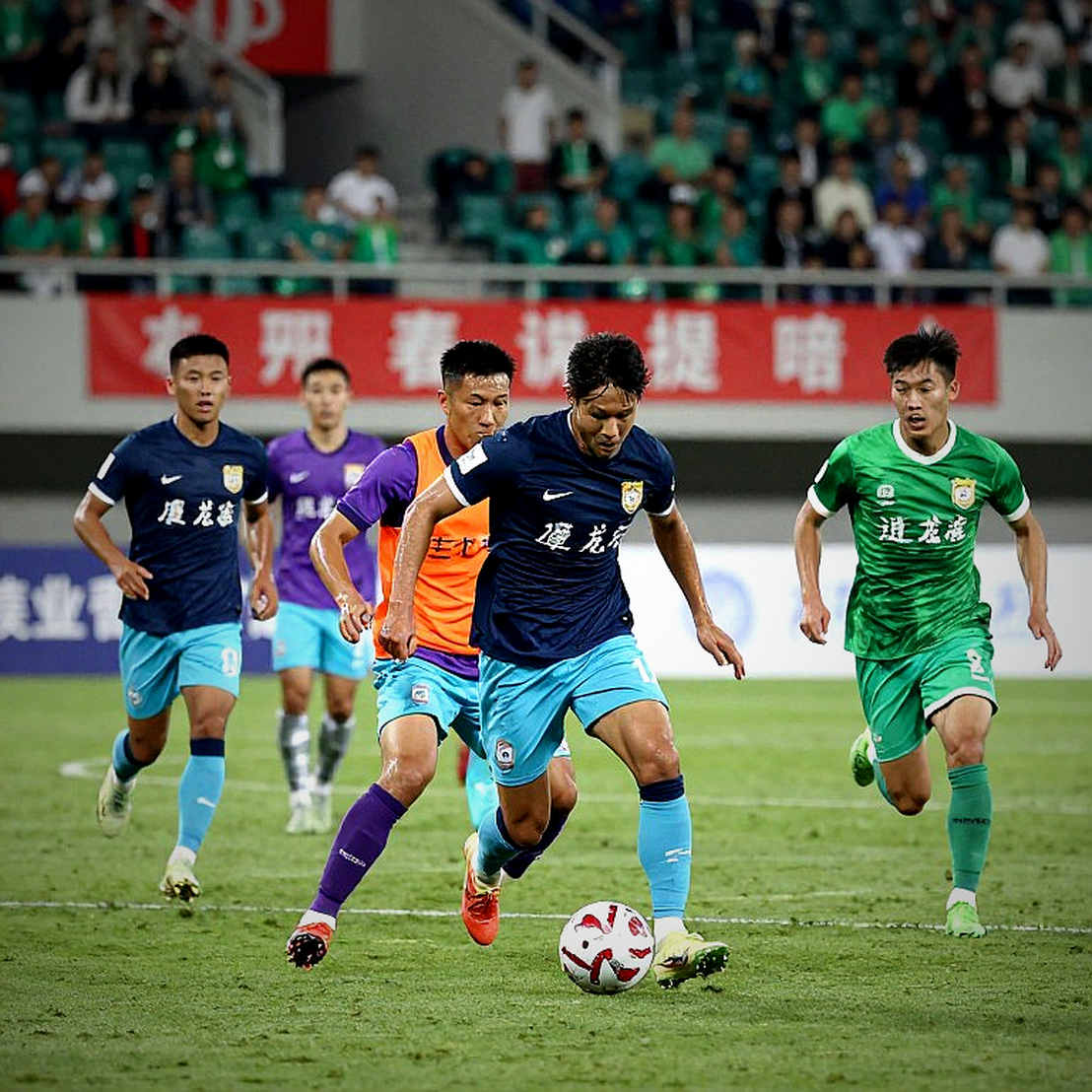 Canh bạc 24 giờ của Al-Gharafa: Bennacer và câu hỏi về ký ức trên cỏ Doha