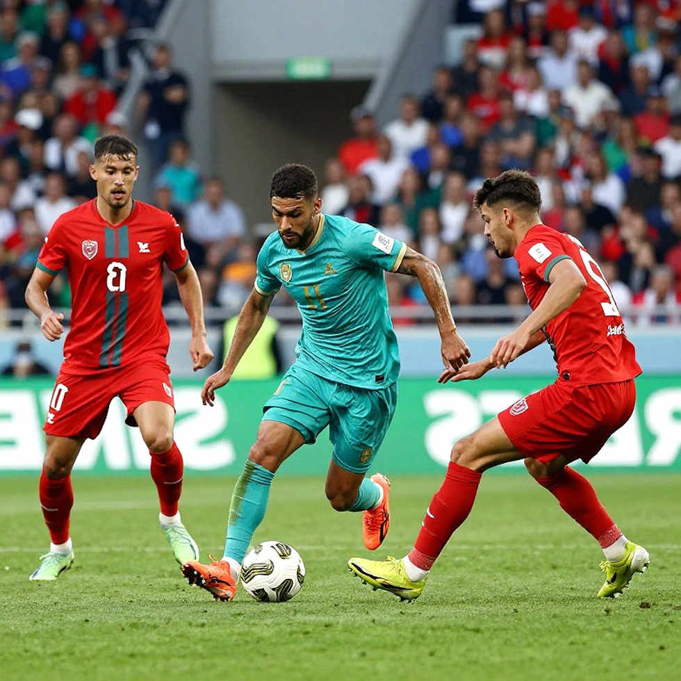 Thailand Extends Coach Anthony Hudson to 2029: The 'Stability' Bet After the Fall to Vietnam Thailand Extends Coach Anthony Hudson to 2029: The 'Stability' Bet After the Fall to Vietnam