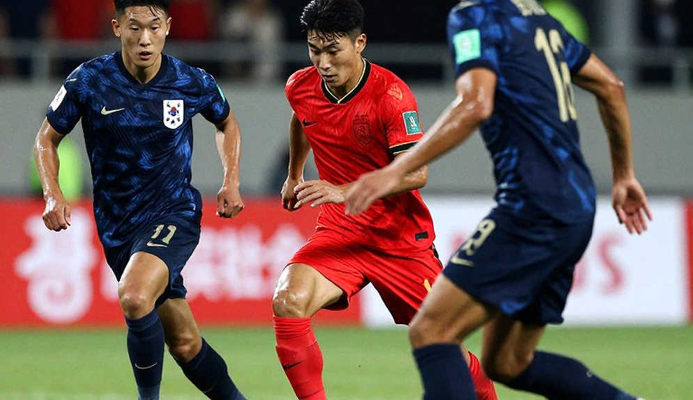 Quy Nhon United replace their goalkeeper before the shootout: a lawful gamble and a rushed verdict Quy Nhon United replace their goalkeeper before the shootout: a lawful gamble and a rushed verdict