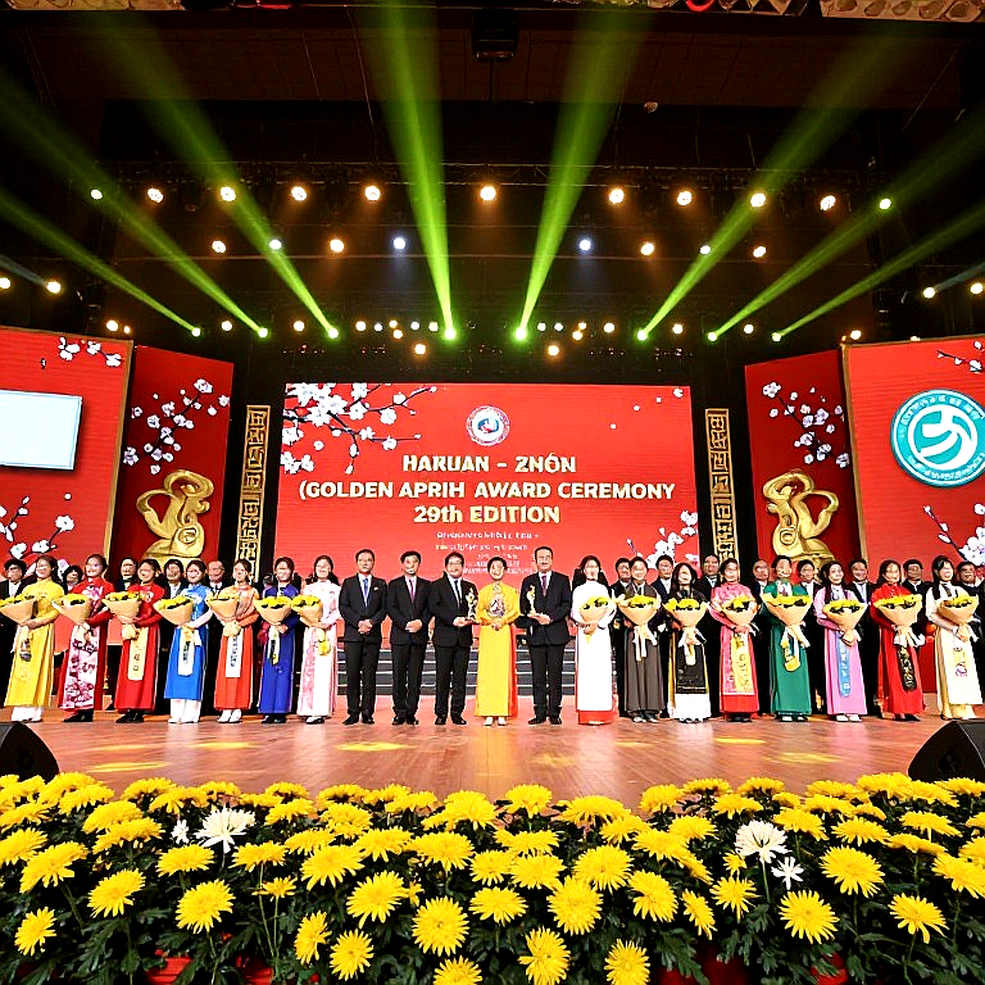 HCV poomsae thế giới 2026 của Việt Nam: Ghế nữ thay người, cột trụ đứng nguyên