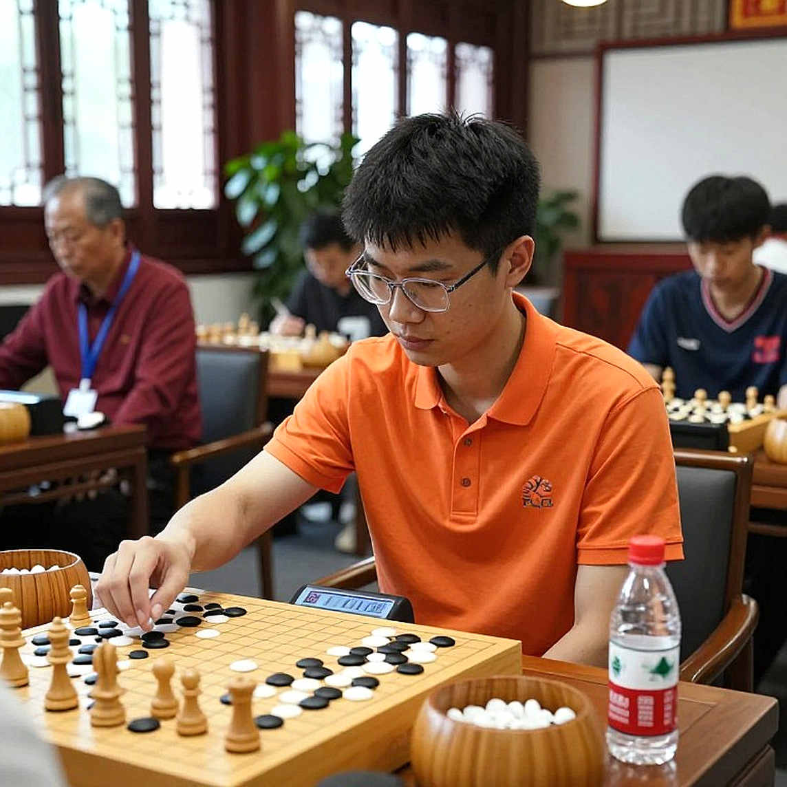 Cậu bé 15 tuổi Thổ Nhĩ Kỳ Yagiz Kaan Erdogmus đạt 2716 Elo, phá kỷ lục trẻ nhất lịch sử và tham vọng đưa cờ vua nước nhà lên tầm cỡ Ấn Độ