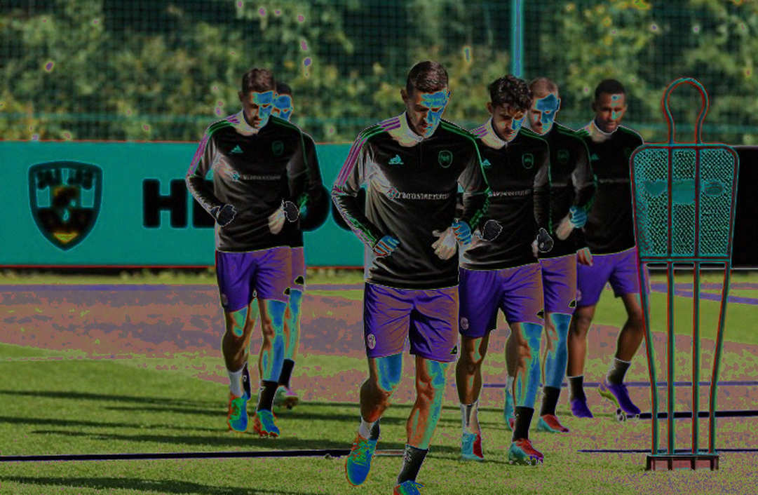 Holgado, DPMM và hồ sơ đăng ký cầu thủ nhập tịch ở Đông Nam Á