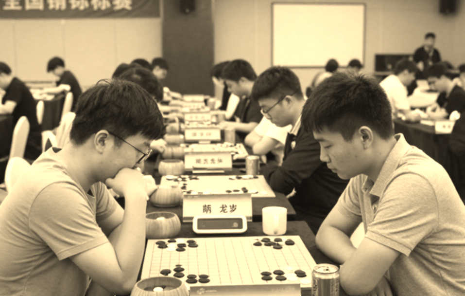 Samarkand, chín tỷ số 4-0 và tấm màn che của thể thức hạt giống