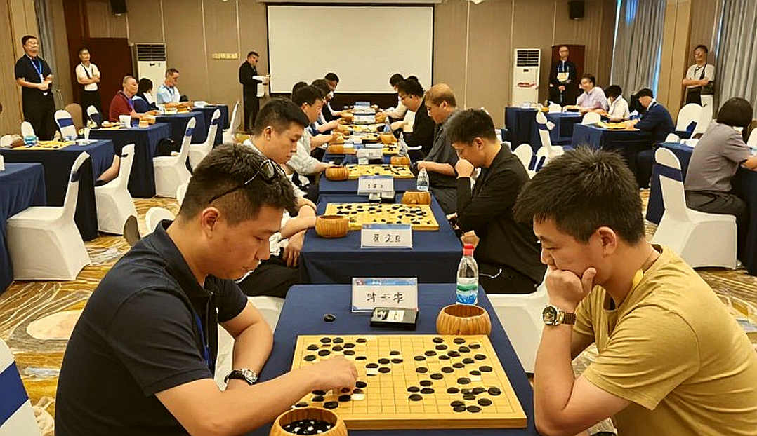 Carlsen Hòa Sindarov Tại Global Chess League 2026: Phân Tích Chi Tiết Trận Đấu Với Mở Đầu Bất Thường 3.f6 Carlsen Hòa Sindarov Tại Global Chess League 2026: Phân Tích Chi Tiết Trận Đấu Với Mở Đầu Bất Thường 3.f6