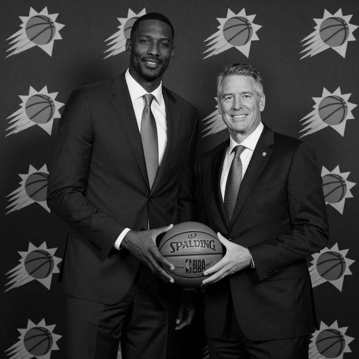 Bữa tối định mệnh ở Sacramento: Ranadivé, chuỗi 22-60, và vết nứt trong phòng thay đồ Kings